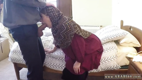 Arabic Babe Blowjob