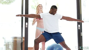 Sporty Black Stud Gets Such A Nice Blowjob By Sporty Blonde Babe Anny Aurora