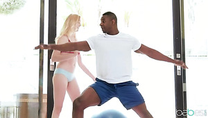 Sporty Black Stud Gets Such A Nice Blowjob By Sporty Blonde Babe Anny Aurora