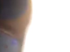 ישראלי גומר על ישראלית במתקן בגינה ציבורית