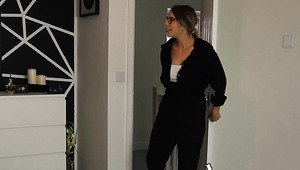 Samantha Flair Films An Amateur British Porno With A Stranger