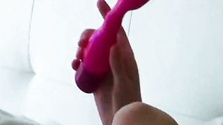 Anteprima Del Video: Spiata Dal Fidanzato Mentre Si Masturba