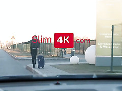 He Picks Up A Stunning Babe And She Shows Him Her Best Performance