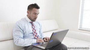 American Cum Busts Over Japan Made Pussy