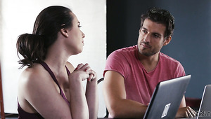 Kinky American GF Casey Calvert Turns Stud On With Passionate Kiss