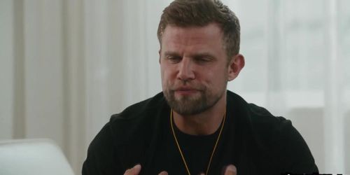 Sophia Burns Getting Her Pussy Fucked By Lawson Jones And Vince Karter