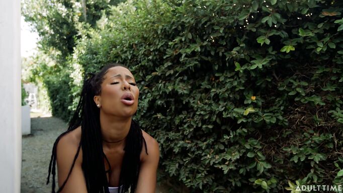 Slutty Lumi Surprised Codey With Two Sexy Chicks