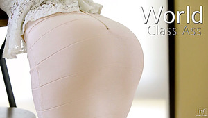 Bootyful Auburn Lady With Big Boobs Mia Malkova Wanna Ride Firm Cock After BJ