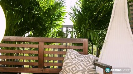 Rita Daniels And Leah L'Amour: Dream Three Way