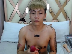 Blonde Japanese Solo