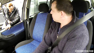 Ebony Whore Gets Pounded In The Car