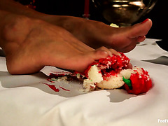 Dude Licks Cream Off Anissa Kate’s Feet And Fucks Her During Romantic Date