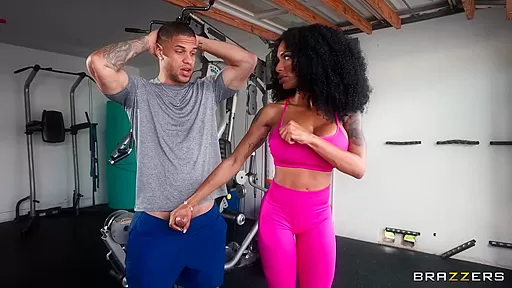 Cum This Milf With Mike Ox And Sarai Minx