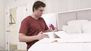 Kinky Stepmom India Summer Loves Oral Sex