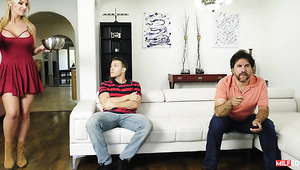 Kitchen Fuck With Buxom Stepmom Rachael Cavalli   Milfed