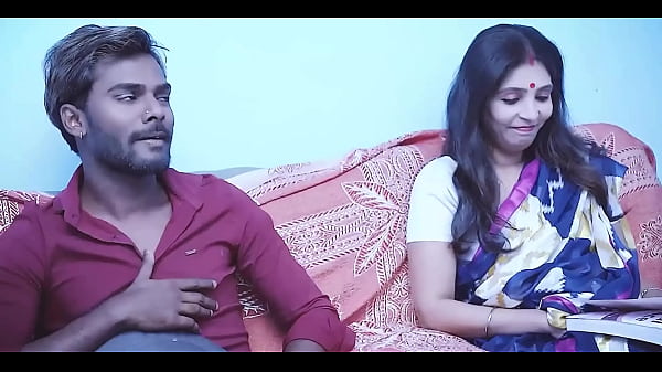 Desi Mature Bhabhi Strips Her Saree To Fuck Devar S Big Dick And Swallows Cum