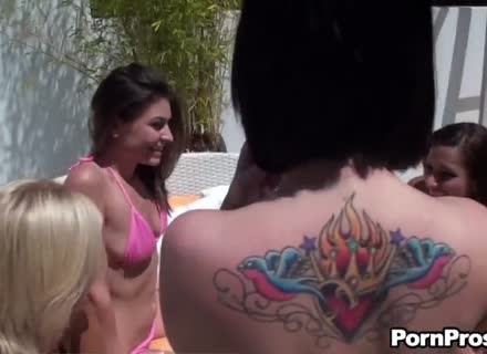 Seducing A Man To Gave Sex With Them In Pov