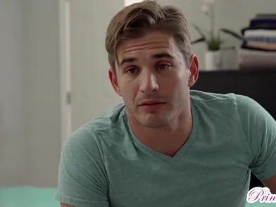 Step Sisters Special Delivery   S5:E3