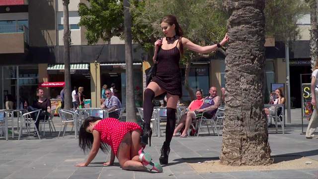 Slaved Girl Walks Naked In Public Places For Her Master Delight