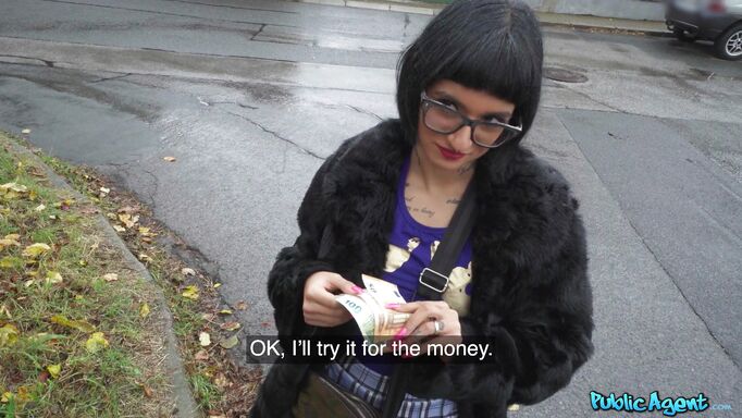 Busty Babe With Short Hair Gives A Thrilling Blow Job