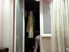 I Made A Great Christmas Present To My Russian Stepmom By Cumming In Her Pussy.