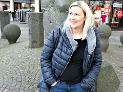 Public Orgasm In The Heart Of The City