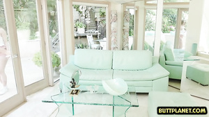 Exciting Porn Star Blowing Off And Massage