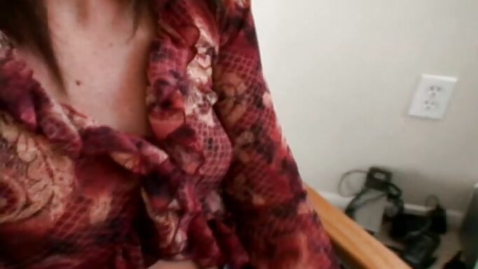 Pretty Wife With Fit Body Sucking A Hard Dick